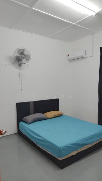 1-storey Terraced House for Rent in Taman Johor Jaya (Johor Bahru) - YC Fung - Bedroom - PropertyGuru.com.my