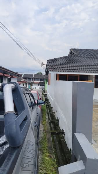 1-storey Terraced House for Rent in Taman Johor Jaya (Johor Bahru) - YC Fung - Exterior - PropertyGuru.com.my