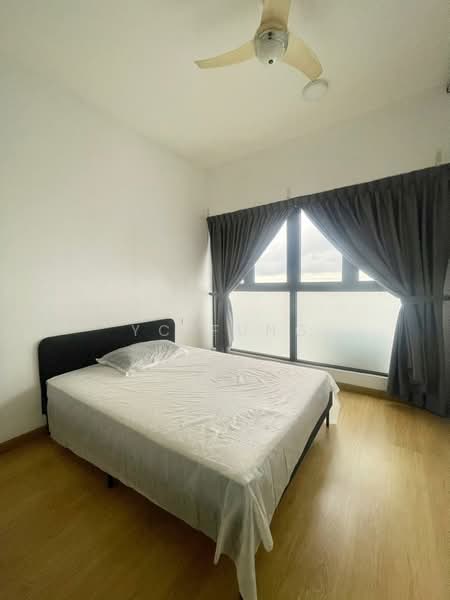 Kondominium untuk Disewa di Amberside @ Country Garden Danga Bay - YC Fung - Bedroom - PropertyGuru.com.my