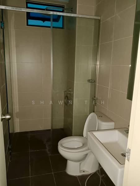Servis Apartment untuk Dijual di Atlantis Residences (Pangsapuri Atlantis Kota Syahbandar) - Shawn Teh - Bathroom - PropertyGuru.com.my