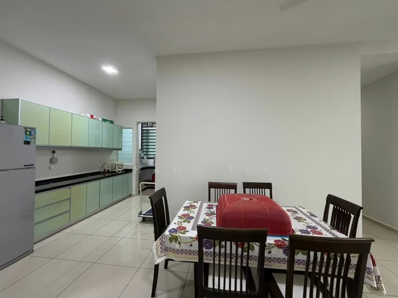 Servis Apartment untuk Dijual di Parkland Residence - Shawn Teh - Kitchen - PropertyGuru.com.my