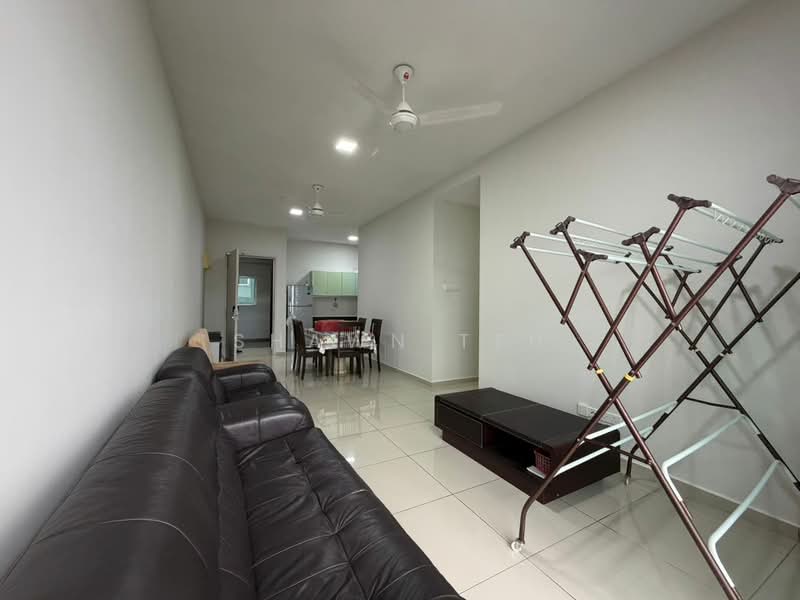 Servis Apartment untuk Dijual di Parkland Residence - Shawn Teh - Living Room - PropertyGuru.com.my
