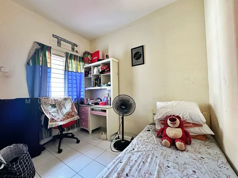 2-storey Terraced House for Sale in Bandar Seri Putra (Bangi) - Muhammad Ashraf . - Bedroom - PropertyGuru.com.my