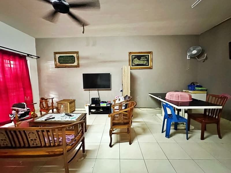 2-storey Terraced House for Sale in Bandar Seri Putra (Bangi) - Muhammad Ashraf . - Living Room - PropertyGuru.com.my