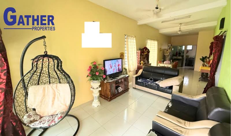 1-storey Terraced House for Sale in Ipoh (Perak) - Ainsley Thong - Living Room - PropertyGuru.com.my