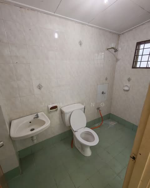 2-storey Terraced House for Sale in Bukit Rimau (Shah Alam) - Jim Ling - Bathroom - PropertyGuru.com.my