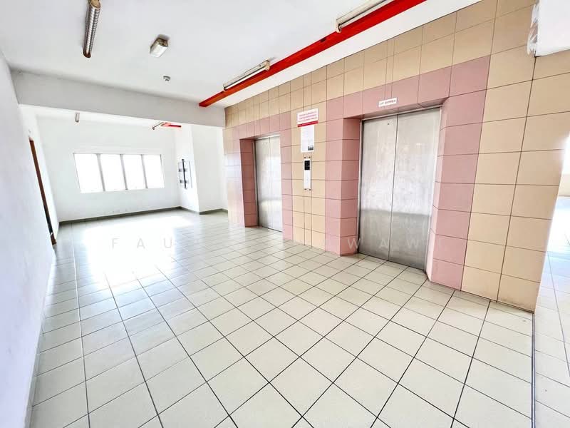 Pangsapuri untuk Dijual di Sri Ixora Apartment - Fauran Nawawi - PropertyGuru.com.my