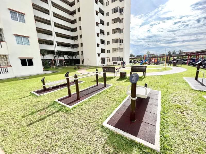 Pangsapuri untuk Dijual di Sri Ixora Apartment - Fauran Nawawi - PropertyGuru.com.my