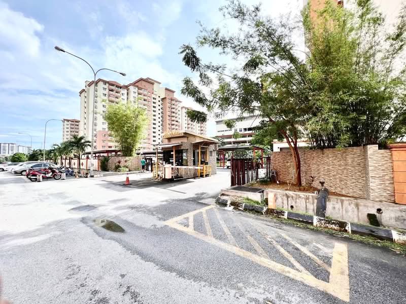 Pangsapuri untuk Dijual di Sri Ixora Apartment - Fauran Nawawi - PropertyGuru.com.my
