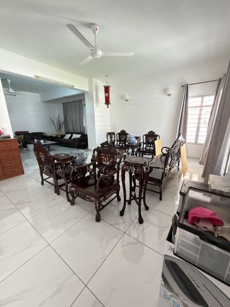 Rumah Berkembar untuk Dijual di Taman Goh Guan Ho (Ayer Itam) - Fanny Wong - Living Room - PropertyGuru.com.my