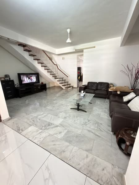 Rumah Berkembar untuk Dijual di Taman Goh Guan Ho (Ayer Itam) - Fanny Wong - Living Room - PropertyGuru.com.my