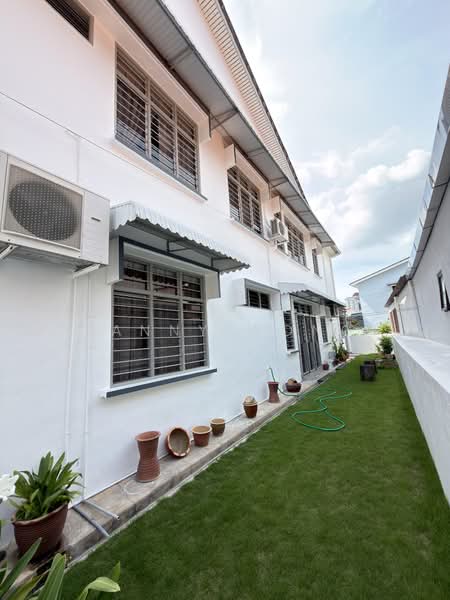 Rumah Berkembar untuk Dijual di Taman Goh Guan Ho (Ayer Itam) - Fanny Wong - PropertyGuru.com.my
