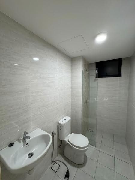 Condominium for Rent at Brezza Hill - Desmond Low - Bathroom - PropertyGuru.com.my