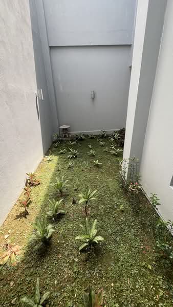 Bungalow for Sale in Country Heights (Kajang) - Poon TK - Garden - PropertyGuru.com.my