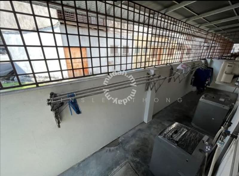 3-storey Terraced House for Sale in Fair Park (Ipoh) - Ainsley Thong - Balcony - PropertyGuru.com.my