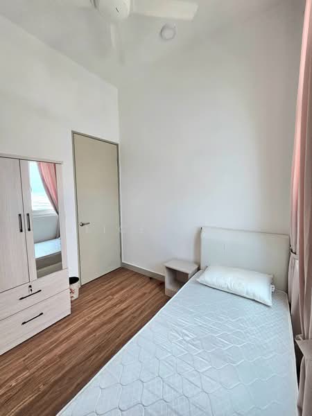 Kondominium untuk Disewa di Southbay Plaza - Alice Teoh - Bedroom - PropertyGuru.com.my