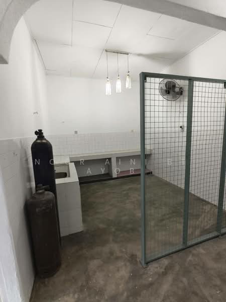 Shop / Office for Rent in Bangi (Selangor) - Noor Aini Bt Ayob - Interior - PropertyGuru.com.my