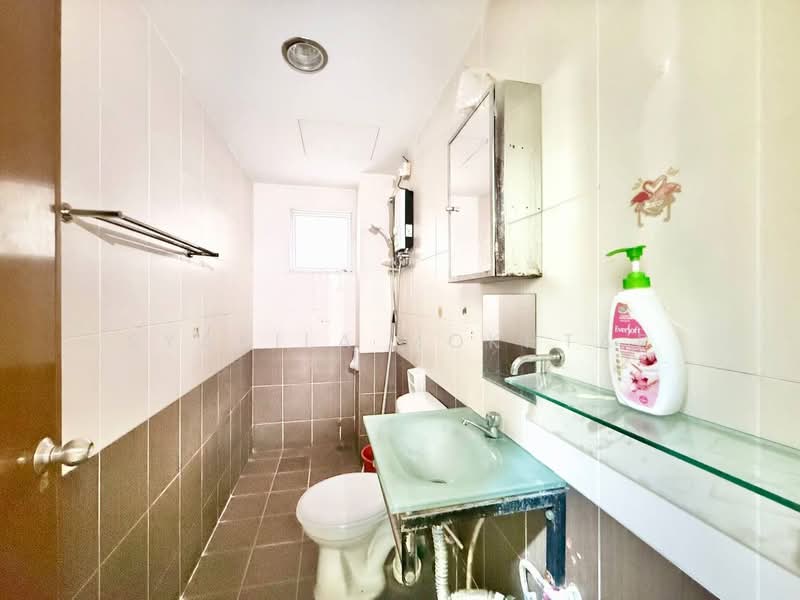 Condominium for Rent at Ampang Boulevard - Syakila Mokhtar - Bathroom - PropertyGuru.com.my