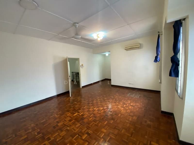 2-storey Terraced House for Sale in Kota Kemuning (Shah Alam) - DANIEL . - Living Room - PropertyGuru.com.my
