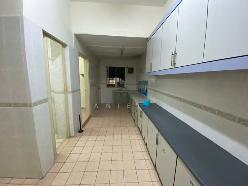 2-storey Terraced House for Sale in Kota Kemuning (Shah Alam) - DANIEL . - Kitchen - PropertyGuru.com.my