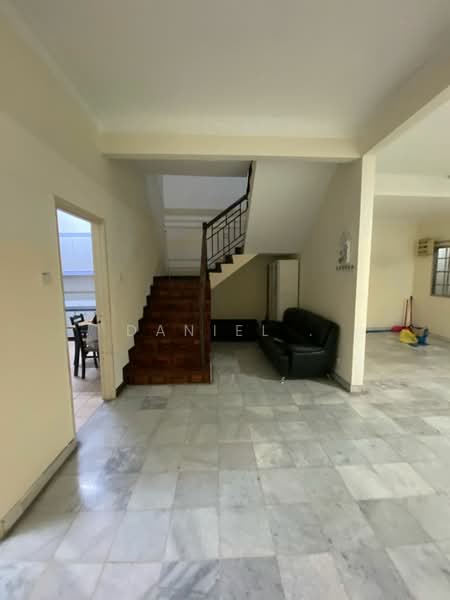 2-storey Terraced House for Sale in Kota Kemuning (Shah Alam) - DANIEL . - Living Room - PropertyGuru.com.my