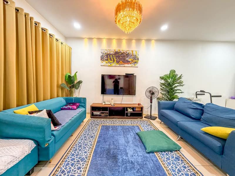 3-storey Terraced House for Sale in Rawang (Selangor) - BILYA ARIFF - Living Room - PropertyGuru.com.my