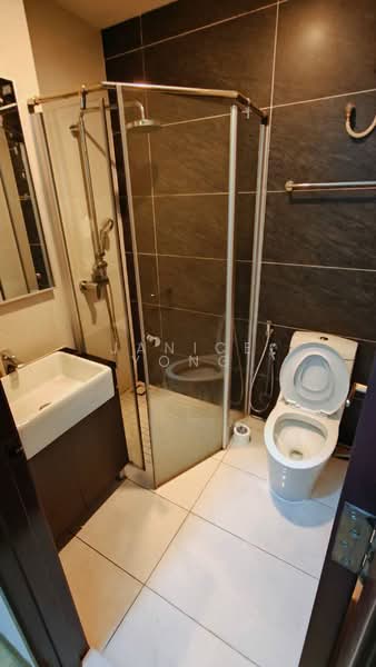 Condominium for Sale at Royal Strand @ Country Garden Danga Bay - Janice Yong - Bathroom - PropertyGuru.com.my