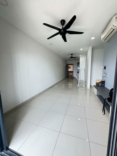 Kondominium untuk Disewa di Legend Heights - JC Cheong - Living Room - PropertyGuru.com.my