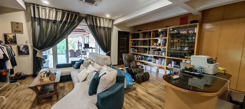 Bungalow for Sale in Shah Alam (Selangor) - Poon Jovi - Living Room - PropertyGuru.com.my