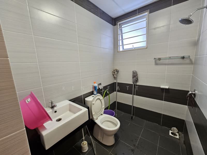 Kondominium untuk Dijual di Green Terrain (Prima Villa) - Kent Fatt - Bathroom - PropertyGuru.com.my