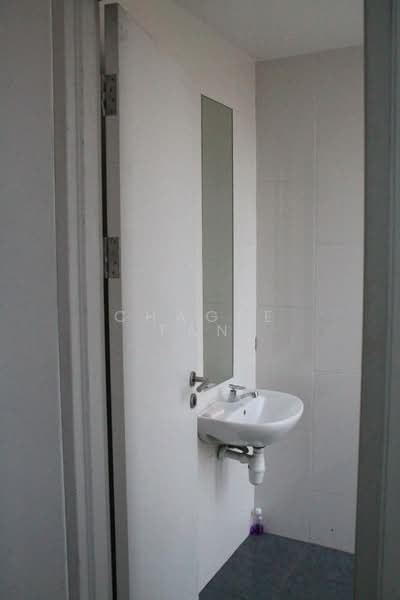 Soho for Rent in Pantai Hill Park (Pantai) - Chagee Tan - Bathroom - PropertyGuru.com.my