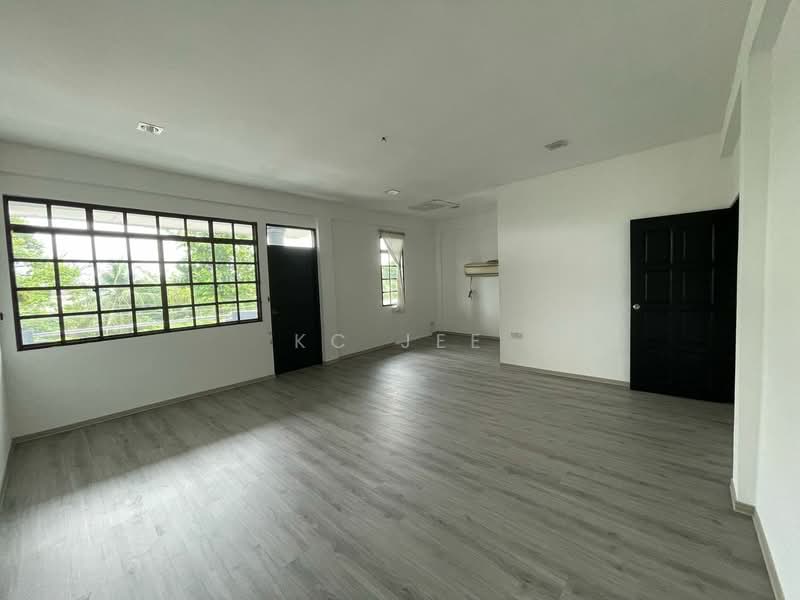 Rumah Berkembar untuk Dijual di Stampin (Kuching) - KC Jee - PropertyGuru.com.my