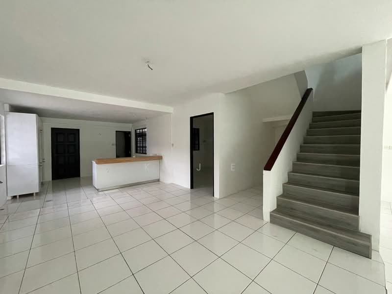 Rumah Berkembar untuk Dijual di Stampin (Kuching) - KC Jee - PropertyGuru.com.my