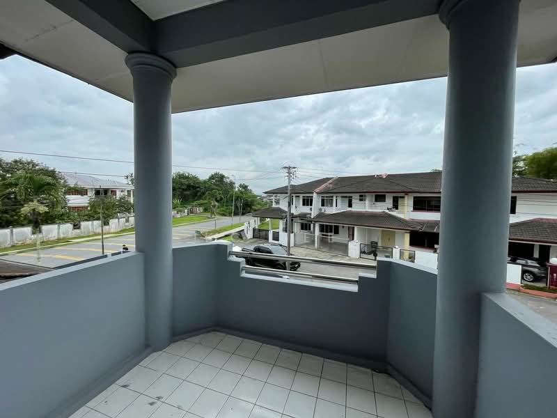 Rumah Berkembar untuk Dijual di Stampin (Kuching) - KC Jee - PropertyGuru.com.my