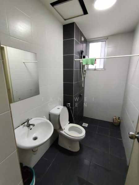 Servis Apartment untuk Disewa di Maxim Residences - Tan Wei Chuen - Bathroom - PropertyGuru.com.my