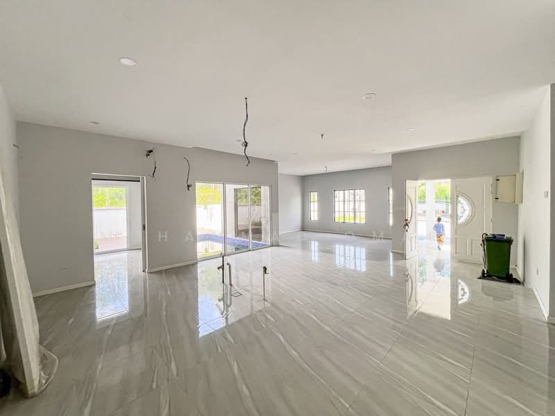 Bungalow for Sale in Bandar Bukit Mahkota (Bangi) - Mohammad Omar - PropertyGuru.com.my