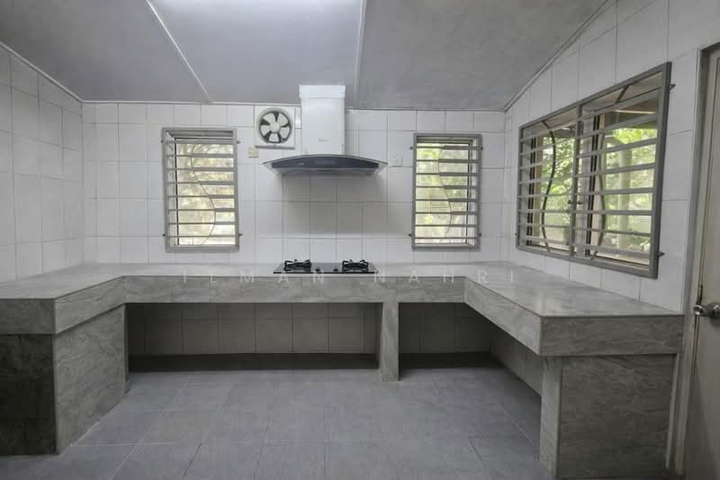 Semi-Detached House for Sale in Presint 15 (Putrajaya) - Ilman Nahri - Kitchen - PropertyGuru.com.my