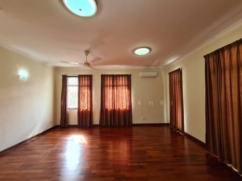 Semi-Detached House for Sale in Presint 15 (Putrajaya) - Ilman Nahri - Living Room - PropertyGuru.com.my