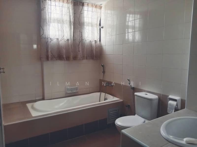 Semi-Detached House for Sale in Presint 15 (Putrajaya) - Ilman Nahri - Bathroom - PropertyGuru.com.my