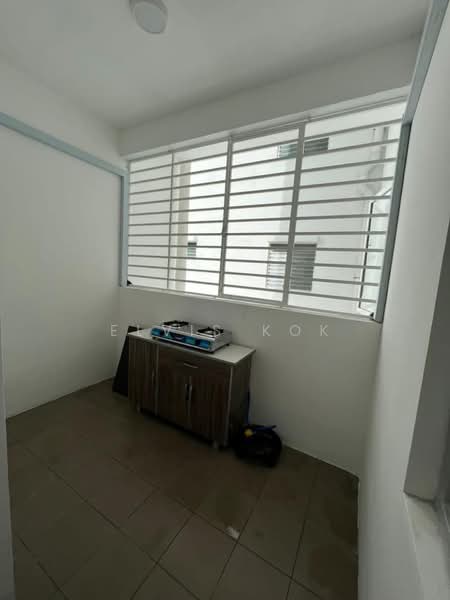 Condominium for Sale at Platinum OUG Residence - Elvis Kok - Kitchen - PropertyGuru.com.my
