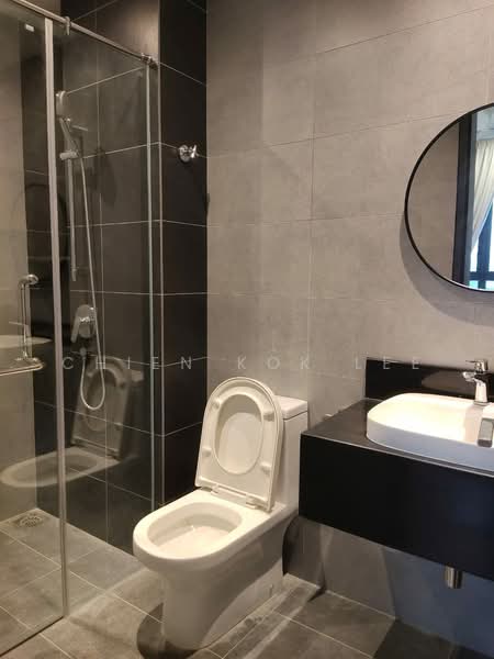 Servis Apartment untuk Disewa di Sunway Velocity TWO - Chien Kok Lee - Bathroom - PropertyGuru.com.my