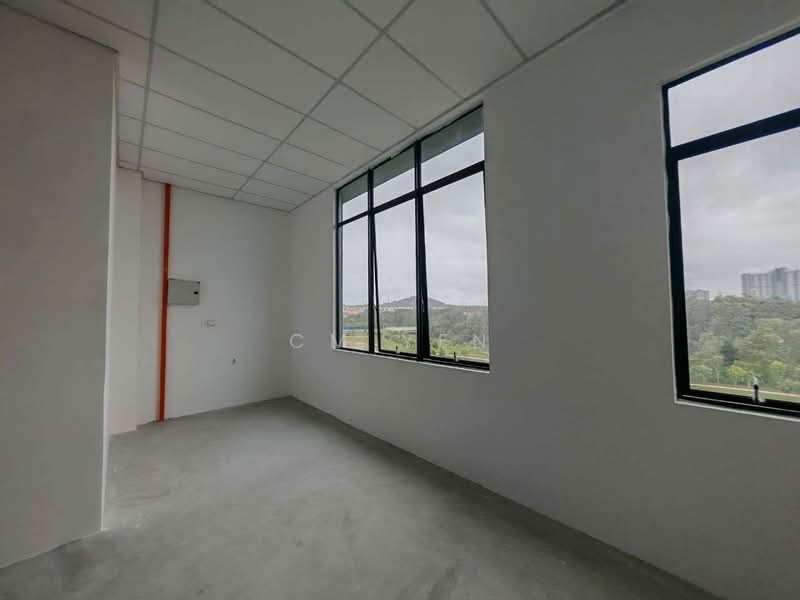 Shop / Office for Rent in Austin Crest (Johor Bahru) - CM Yen - Interior - PropertyGuru.com.my
