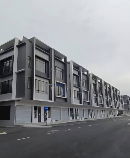 Shop / Office for Rent in Austin Crest (Johor Bahru) - CM Yen - Exterior - PropertyGuru.com.my