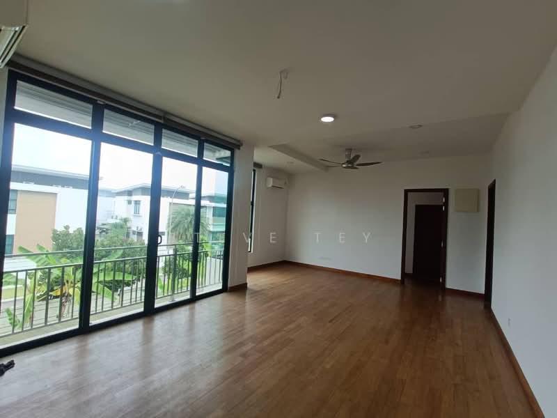 Bungalow for Sale in Nusa Duta (Iskandar Puteri (Nusajaya)) - Steve Tey - Living Room - PropertyGuru.com.my