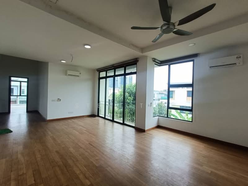 Bungalow for Sale in Nusa Duta (Iskandar Puteri (Nusajaya)) - Steve Tey - Living Room - PropertyGuru.com.my