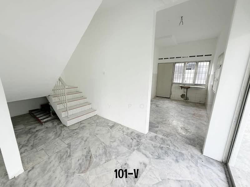 Rumah Teres 2 Tingkat untuk Dijual di Taman Klang Jaya (Klang) - Ivy Por - Interior - PropertyGuru.com.my