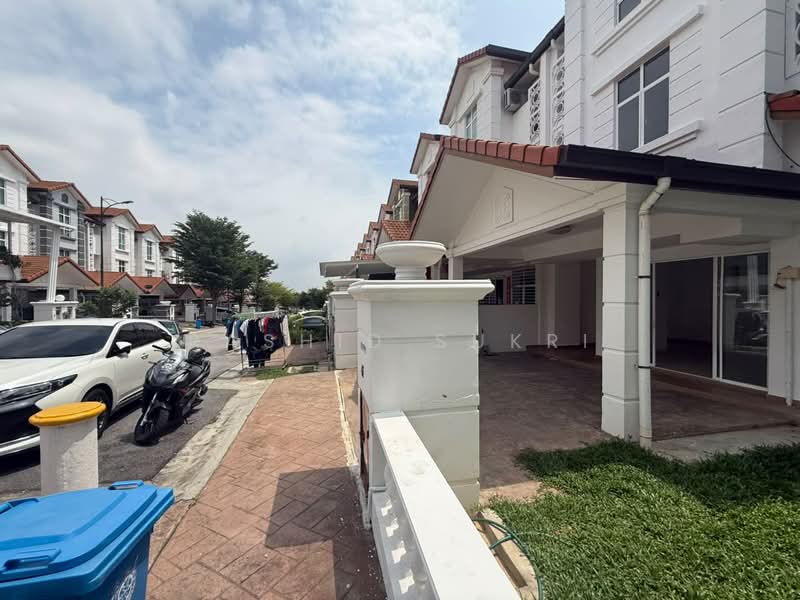 Rumah Teres 3 Tingkat untuk Disewa di Shah Alam (Selangor) - Rashid Sukri - Exterior - PropertyGuru.com.my