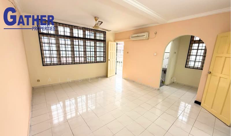 Rumah Teres 2.5 Tingkat untuk Dijual di Fair Park (Ipoh) - Ainsley Thong - Living Room - PropertyGuru.com.my