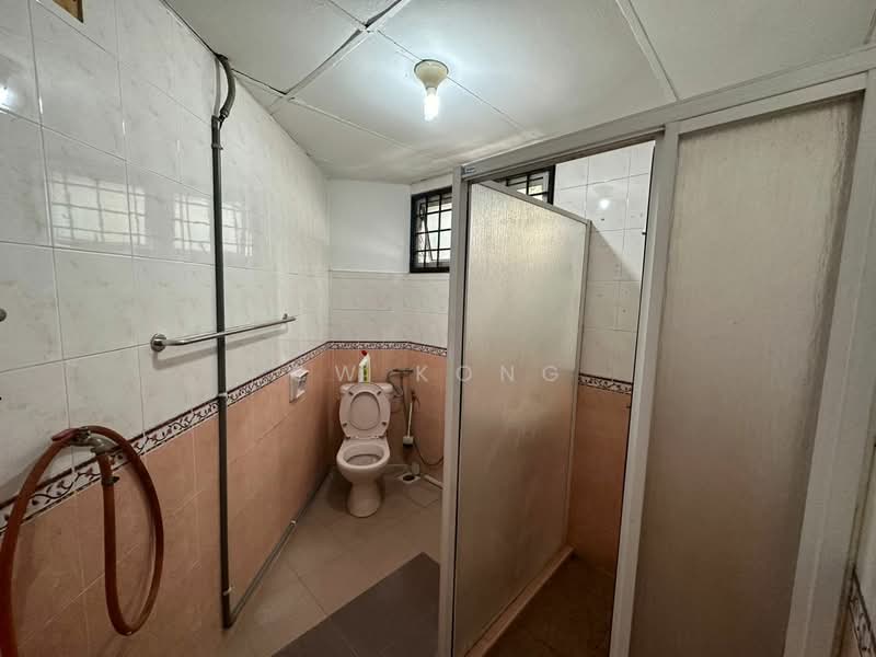 Pangsapuri untuk Dijual di Nova I - CW Kong - Bathroom - PropertyGuru.com.my