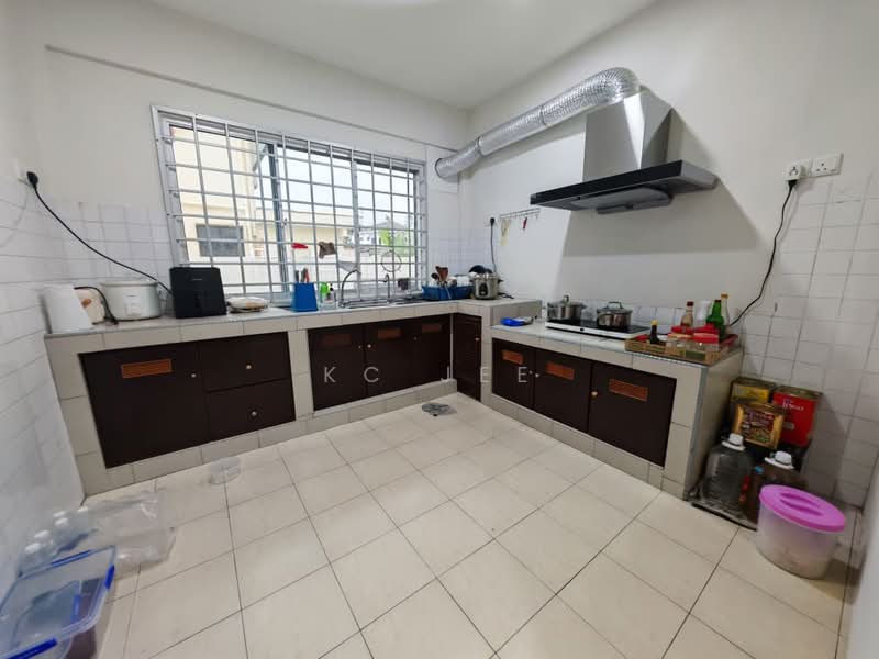 Rumah Berkembar untuk Dijual di Stampin (Kuching) - KC Jee - PropertyGuru.com.my